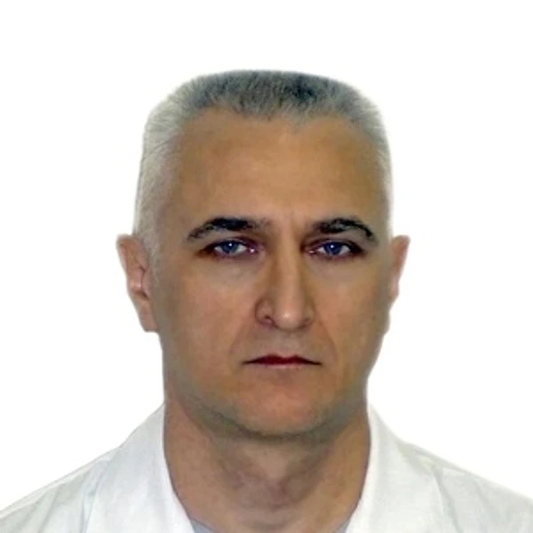 Сотников Олег Валерьевич — Мануальный терапевт, Новосибирск