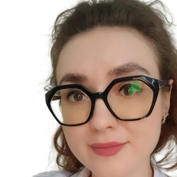 Шлыкова Ангелина Валерьевна — Стоматолог-ортопед, Саратов