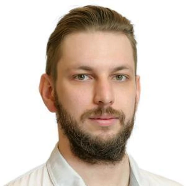 Назаров Игорь Александрович — Стоматолог, Калининград