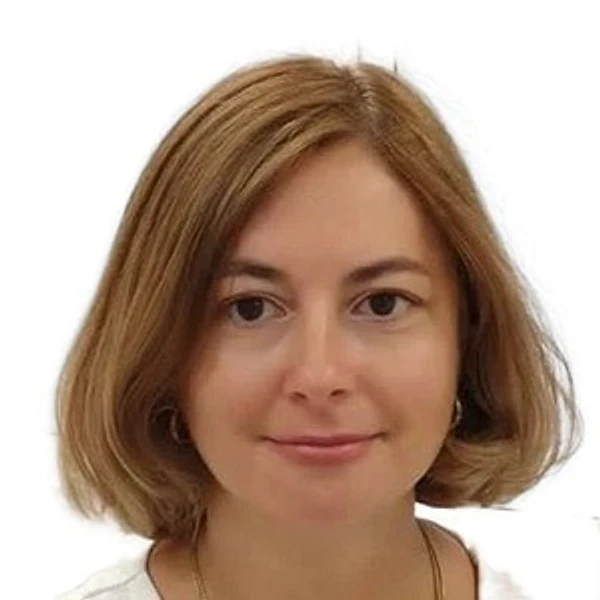 Игнатова Людмила Юрьевна — Стоматолог, Москва