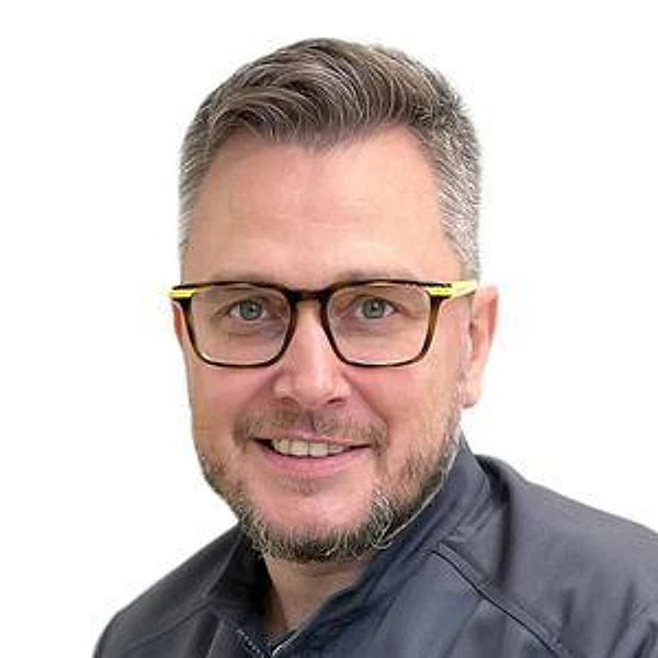 Севастов Владимир Севастьянович — Стоматолог-ортопед, Санкт-Петербург