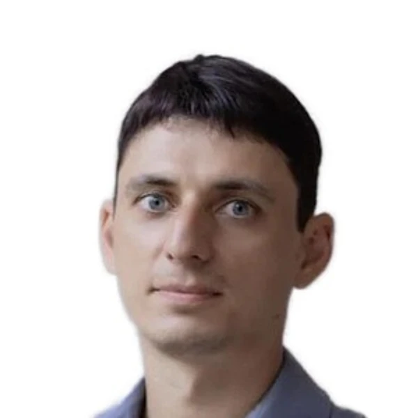 Плахута Евгений Викторович — Пародонтолог, Стоматолог-имплантолог, Стоматолог-ортопед, Стоматолог-хирург, Сочи