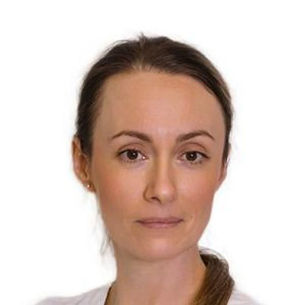 Москвина Евгения Сергеевна — Стоматолог-имплантолог, Стоматолог-хирург, Челюстно-лицевой хирург, Тверь