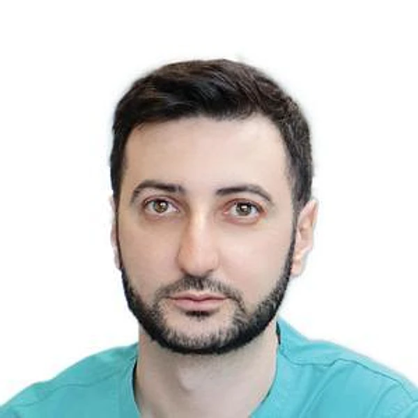 Симонян Айк Гургенович — Стоматолог, Видное
