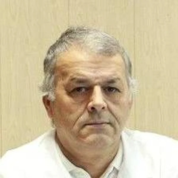 Арсланбеков Нариман Абдулалимович — Терапевт, Махачкала