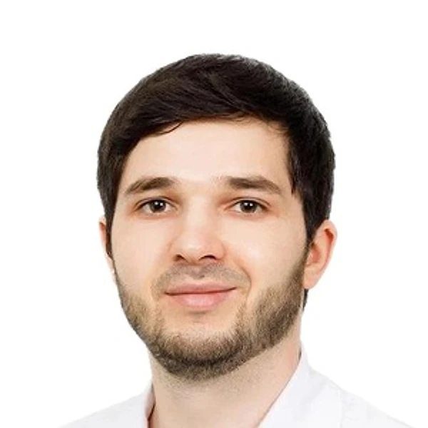 Исмайбагандов Максим Избуллатович — Офтальмолог (окулист), Детский офтальмолог, Офтальмолог-хирург, Москва