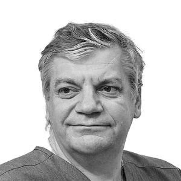Страхов Максим Алексеевич — Ортопед, Детский ортопед, Травматолог, Москва