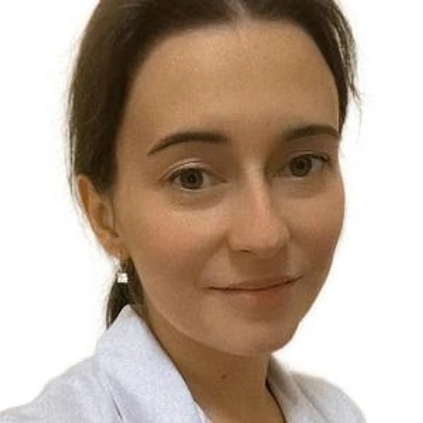 Адамович Диана Артуровна — Стоматолог, Санкт-Петербург