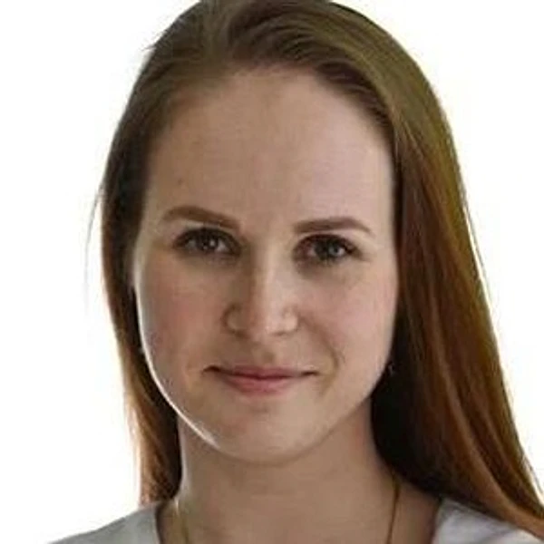 Васильева Регина Вячеславовна — Стоматолог, Нижневартовск