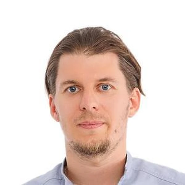Павлуш Денис Владимирович — Стоматолог-ортопед, Стоматолог-имплантолог, Стоматолог-хирург, Санкт-Петербург