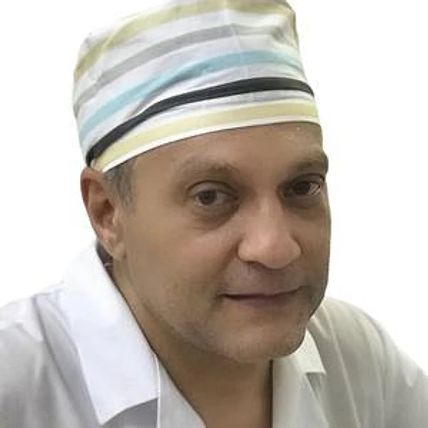 Губачиков Зубер Мухадинович — Стоматолог-хирург, Нальчик
