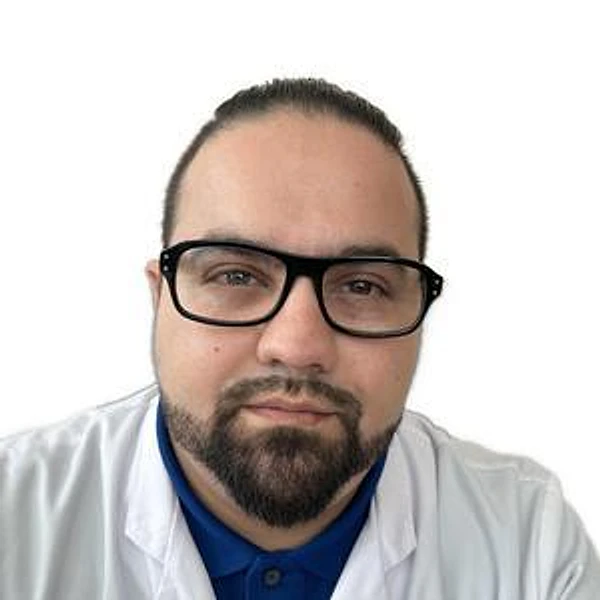 Бедрик Евгений Владимирович — Челюстно-лицевой хирург, Ставрополь