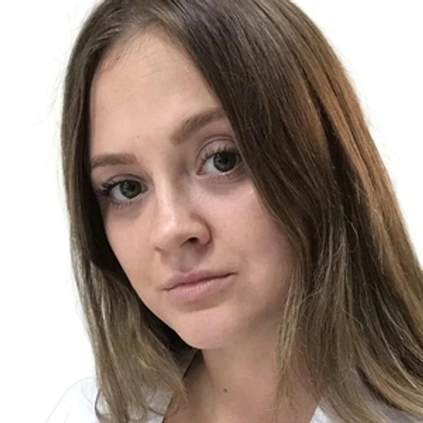 Уварова Алена Юрьевна — Офтальмолог (окулист), Белгород