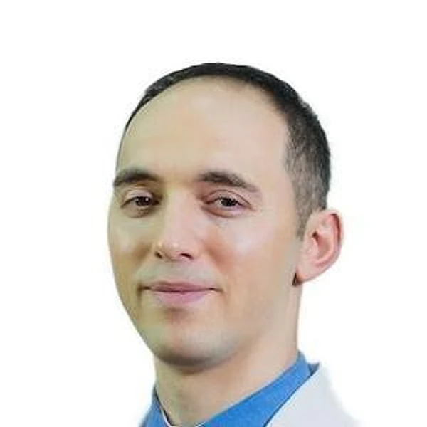 Езеев Алан Рустемович — Ортопед, Травматолог, Москва