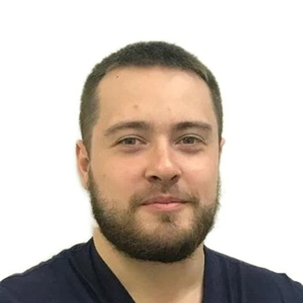 Зуев Александр Олегович — Стоматолог, Стоматолог-хирург, Москва