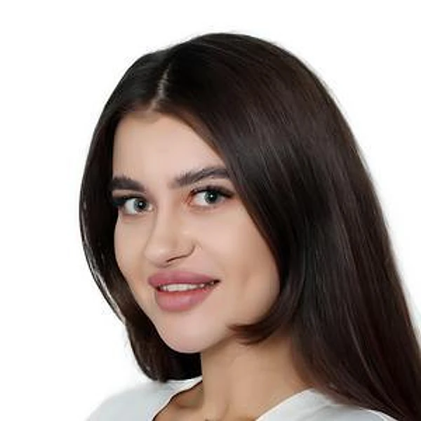 Ильющенко Екатерина Андреевна — Пародонтолог, Москва