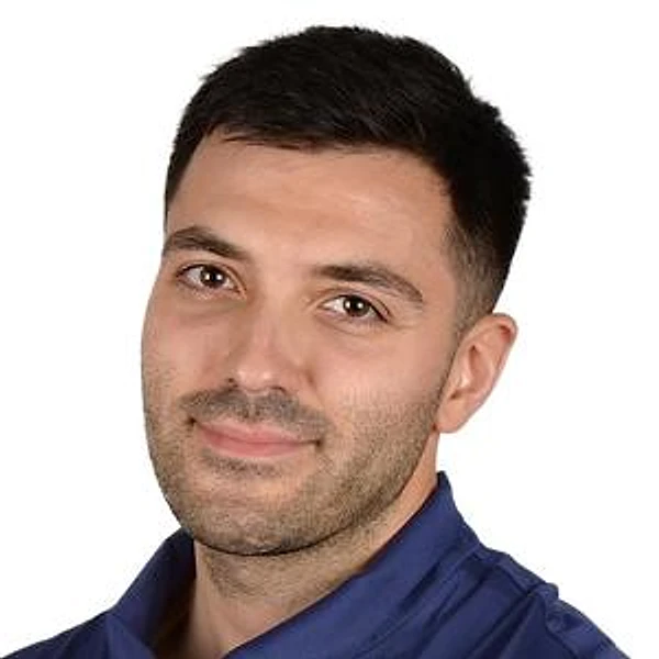 Амаев Артем Курбанович — Стоматолог-хирург, Стоматолог-имплантолог, Москва