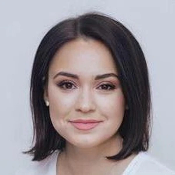 Бражник Юлия Валерьевна — Стоматолог, Азов