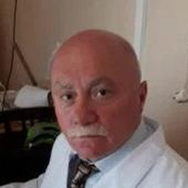 Сафарян Артур Грантович — Детский офтальмолог, Саратов