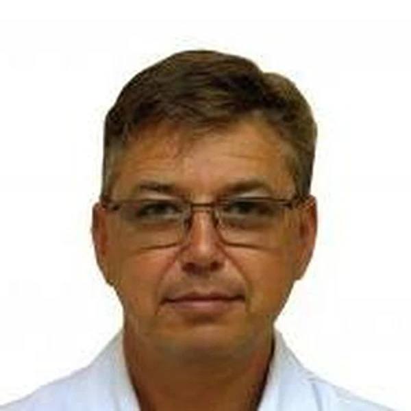 Плотников Евгений Владимирович — Стоматолог-хирург, Прокопьевск