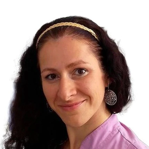 Аджи Юлия Аднановна — Стоматолог, Воронеж