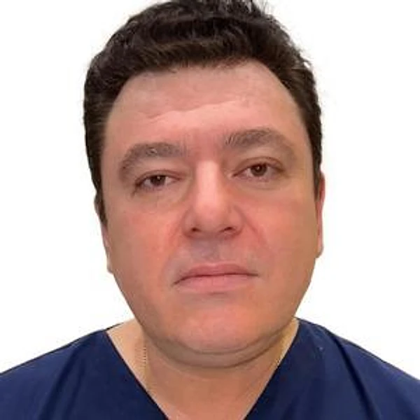 Попов Андрей Владимирович — Сосудистый хирург (ангиохирург), Кисловодск