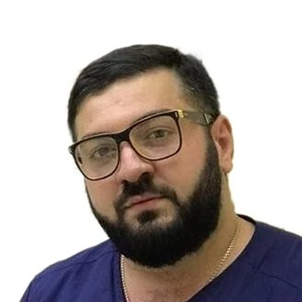Гейвандов Юрий Гарьевич — Стоматолог, Кисловодск