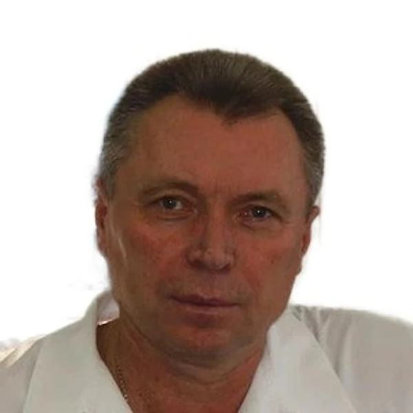 Легких Сергей Иванович — Стоматолог-ортопед, Кисловодск