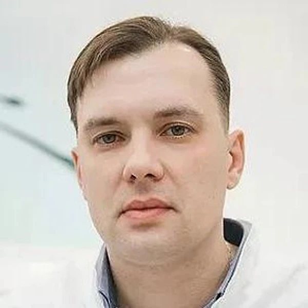 Иващенко Олег Игоревич — Стоматолог-хирург, Каменск-Уральский