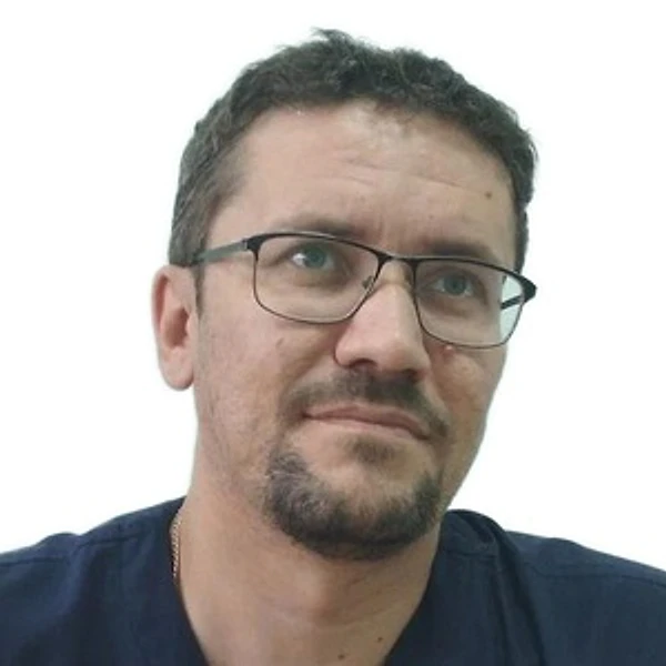 Ющенко Александр Николаевич — Травматолог, Детский ортопед, Черкесск