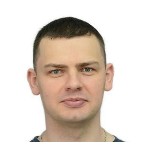 Углов Алексей Романович — Челюстно-лицевой хирург, Стоматолог-имплантолог, Таганрог