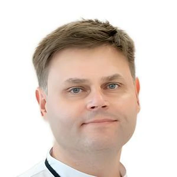 Тарасов Роман Сергеевич — Малоинвазивный хирург, Сосудистый хирург (ангиохирург), Кемерово