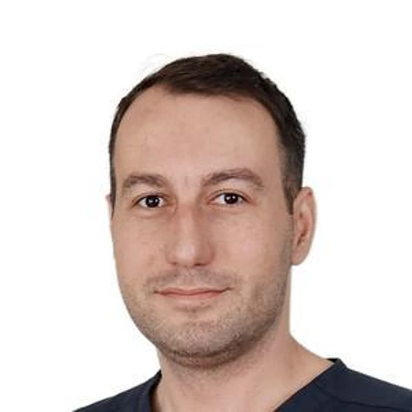 Хажи Бик Алаа Дрид — Стоматолог-ортодонт, Тюмень