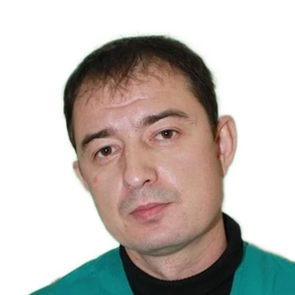 Шарапов Ильфат Галиаскарович — Стоматолог, Зеленодольск
