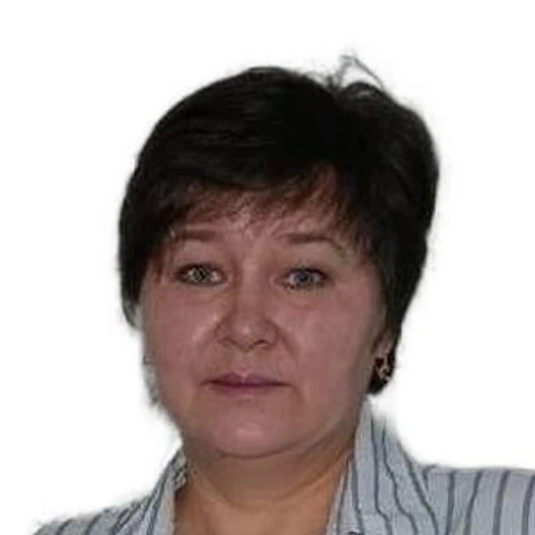Амирова Дамира Абдуллаевна — Врач ЛФК, Зеленодольск