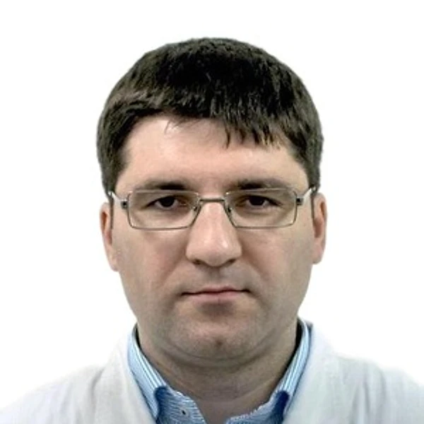 Алказ Денис Васильевич — Хирург, Торакальный хирург, Флеболог, Санкт-Петербург