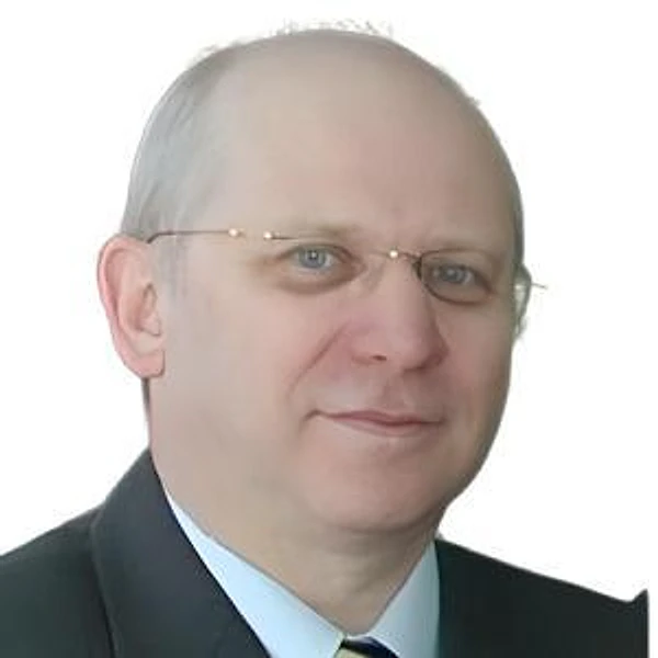 Плахин Евгений Валерьевич — Нейрохирург, Екатеринбург