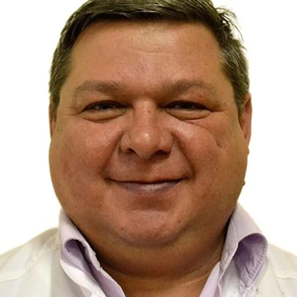 Ахметов Алмаз Ирекович — Анестезиолог-реаниматолог, Нурлат