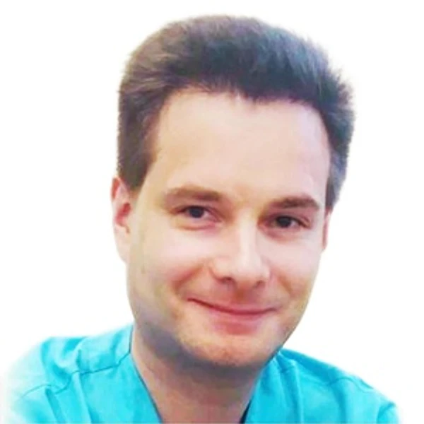 Горшков Геннадий Геннадьевич — Детский хирург, Коряжма