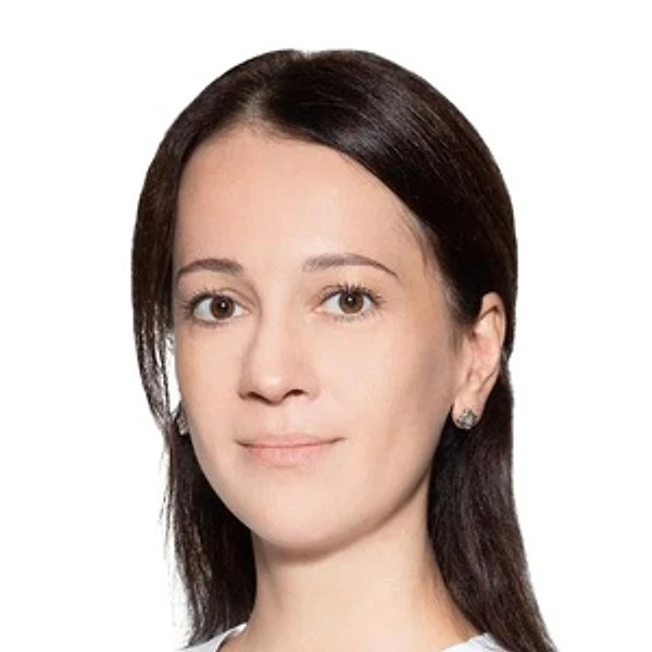 Комарова Алена Владимировна — Стоматолог, Стоматолог-эндодонтист, Санкт-Петербург