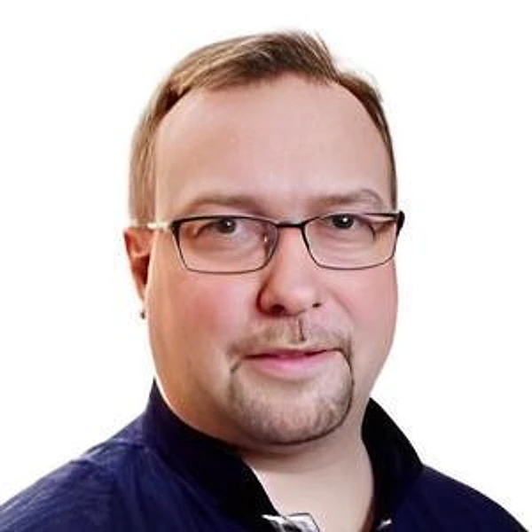 Ясюченя Владислав Владимирович — Детский уролог, Сосновый Бор