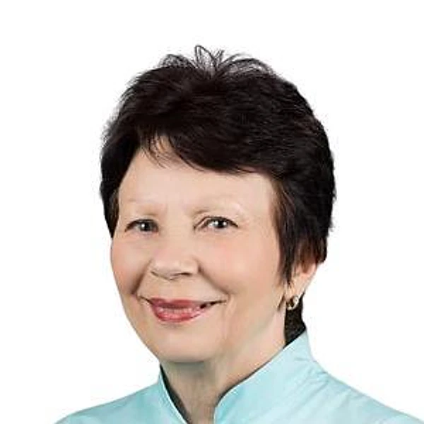 Болгова Лия Павловна — Детский офтальмолог, Офтальмолог (окулист), Казань