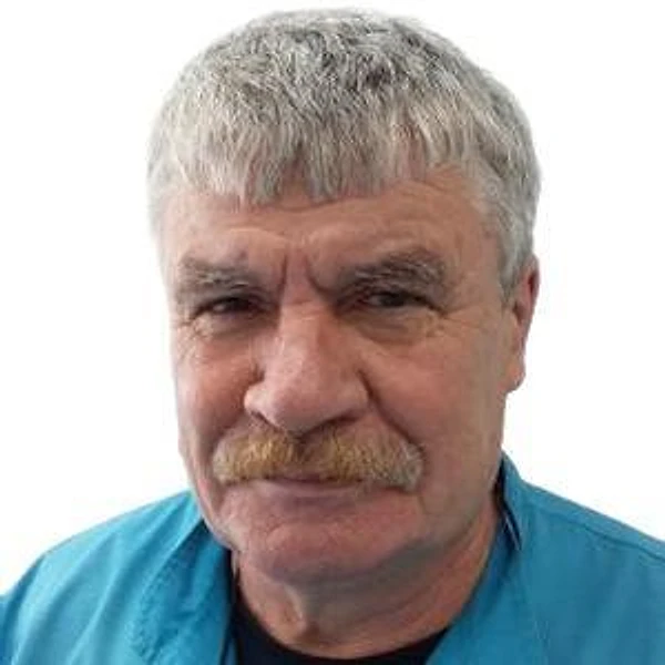 Аксенов Владимир Иванович — ЛОР, Анапа