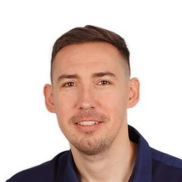 Шинкарев Тарас Геннадьевич — Стоматолог-имплантолог, Стоматолог-хирург, Челюстно-лицевой хирург, Санкт-Петербург