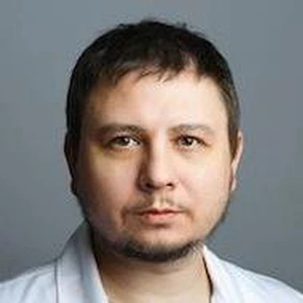 Данилов Максим Владимирович — Невролог, Мануальный терапевт, Остеопат, Кириши