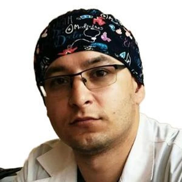 Гаврин Михаил Владимирович — Хирург, Санкт-Петербург