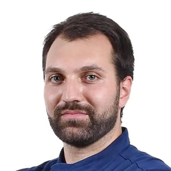 Даурбеков Ислам Исропилович — Стоматолог-хирург, Пародонтолог, Стоматолог-имплантолог, Москва