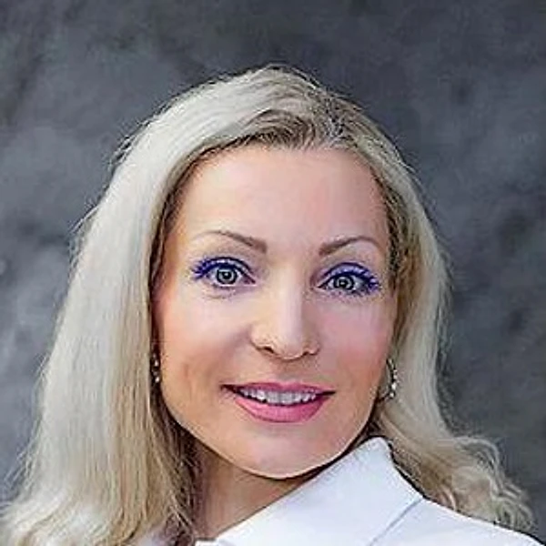 Симоненко Лариса Евгеньевна — Стоматолог, Владивосток