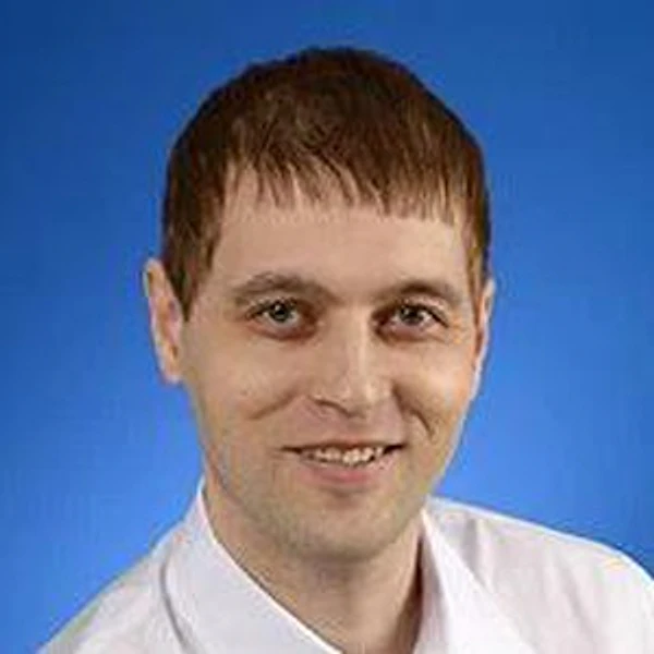 Звягинцев Николай Александрович — Стоматолог, Ишим