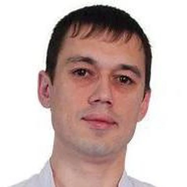 Хисаев Азат Рудикович — Стоматолог-хирург, Белебей